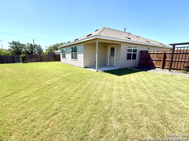 Image 21 of 30 For 7918 Dovers Den