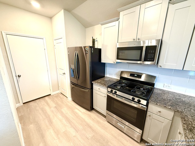 Image 8 of 30 For 7918 Dovers Den