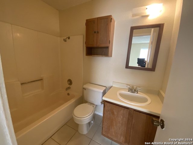 Listing photo id 10 for 10126 Galesburg