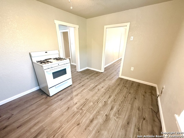 Image 9 of 14 For 214 San Dario Avenue S
