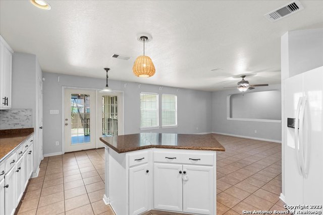 Image 10 of 28 For 232 Springtree