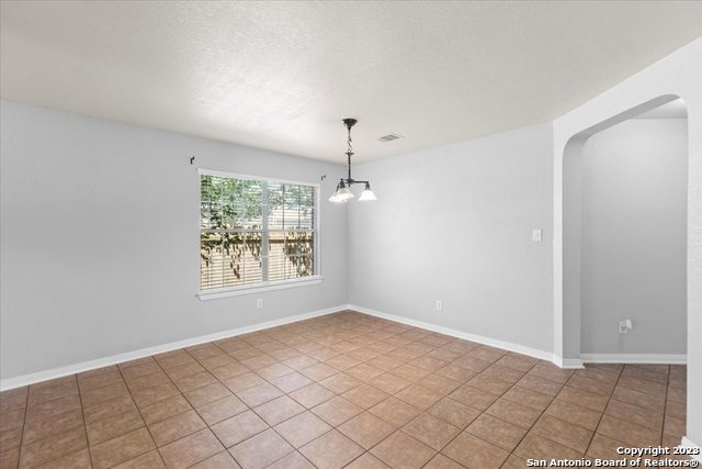 Image 6 of 28 For 232 Springtree