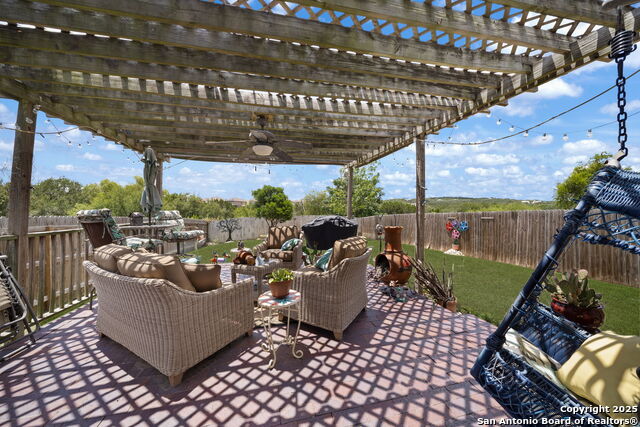 Image 28 of 36 For 23935 Wimberly Oaks