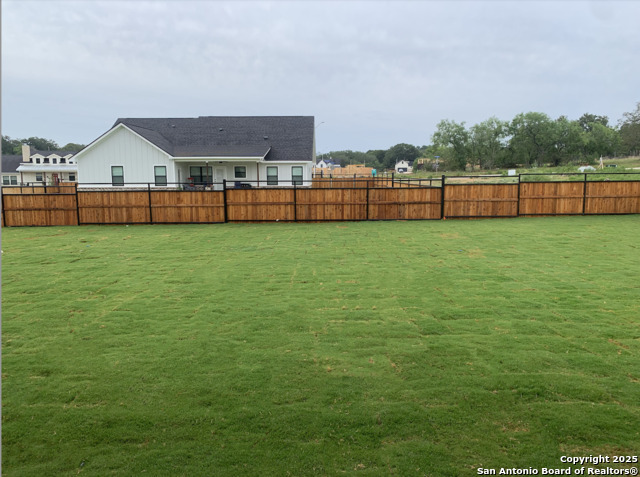 Image 9 of 9 For 109 W Magnolia Cir