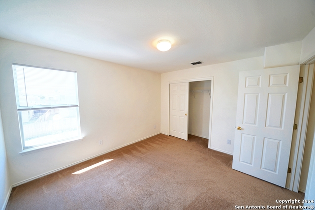 Image 33 of 39 For 9054 Clearwood
