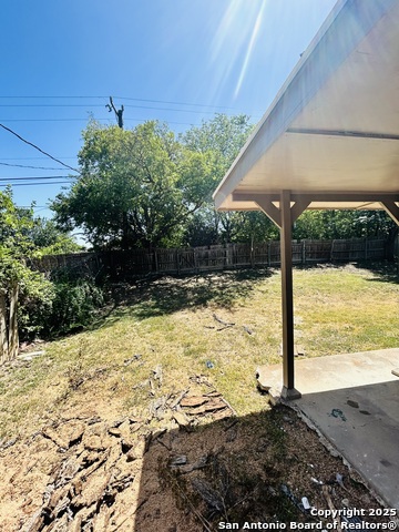 Image 16 of 19 For 14810 Ridge Hill
