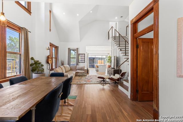 Listing photo id 19 for 232 Lavaca