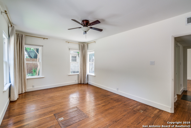 Image 14 of 26 For 219 Allensworth