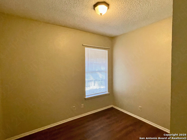 Image 11 of 13 For 14418 Waddesdon Bluff
