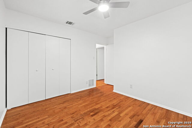 Listing photo id 18 for 13934 Mission Valley