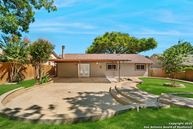 Listing photo id 22 for 13934 Mission Valley