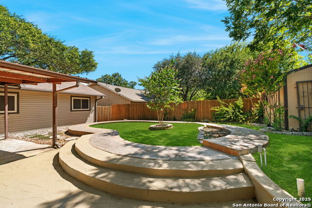 Listing photo id 23 for 13934 Mission Valley