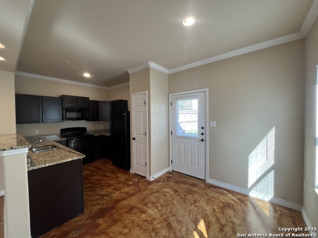 Image 12 of 32 For 6305-6307 Attucks Ln