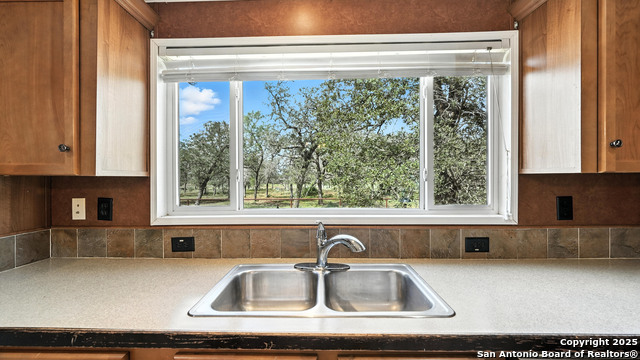 Image 20 of 51 For 129 County Road 442