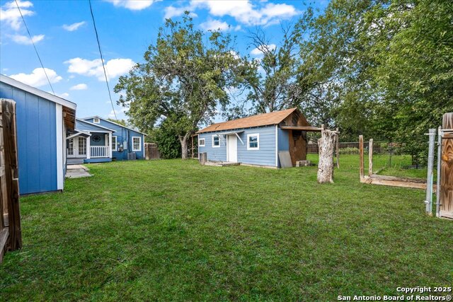 Image 16 of 35 For 234 Readwell Dr