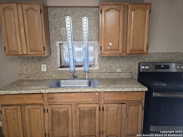 Image 12 of 21 For 211 Betty Jean