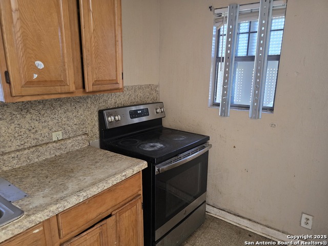 Image 13 of 21 For 211 Betty Jean