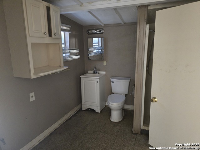 Image 15 of 21 For 211 Betty Jean