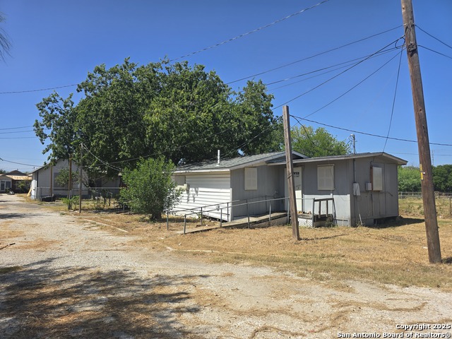 Image 17 of 21 For 211 Betty Jean