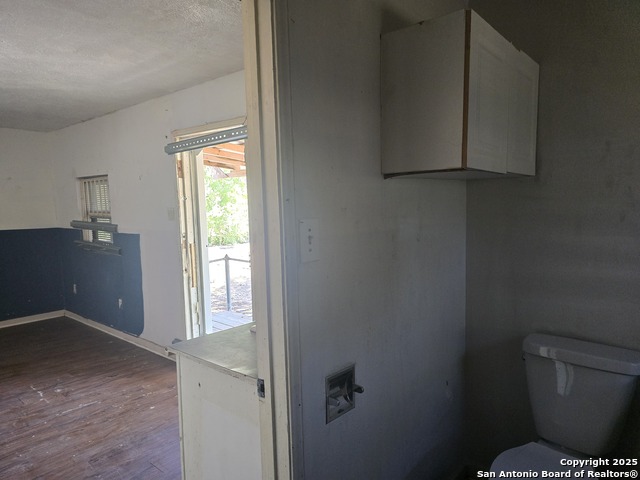 Image 20 of 21 For 211 Betty Jean