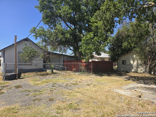 Image 21 of 21 For 211 Betty Jean