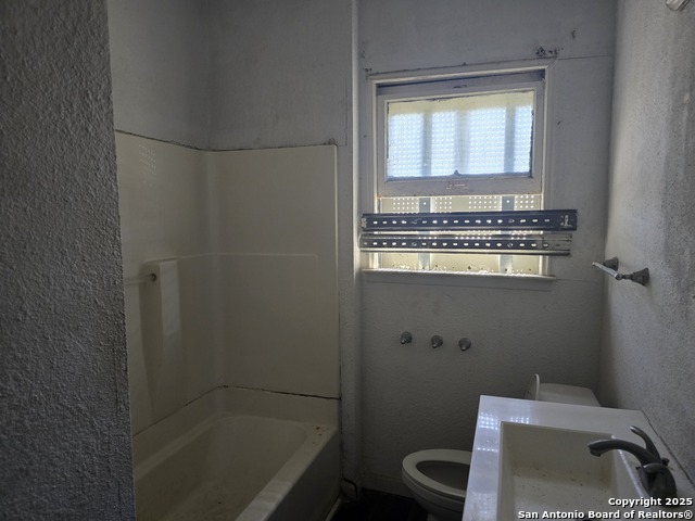 Image 6 of 21 For 211 Betty Jean