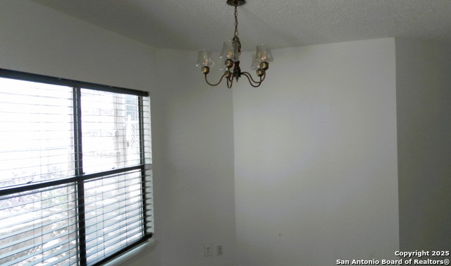 Image 4 of 22 For 9646 Bratton  182