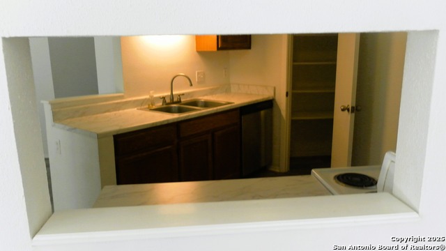 Image 8 of 22 For 9646 Bratton  182