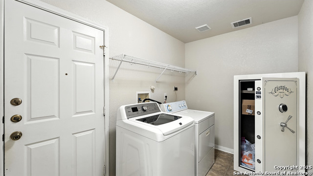 Image 11 of 31 For 4527 Summer Fall