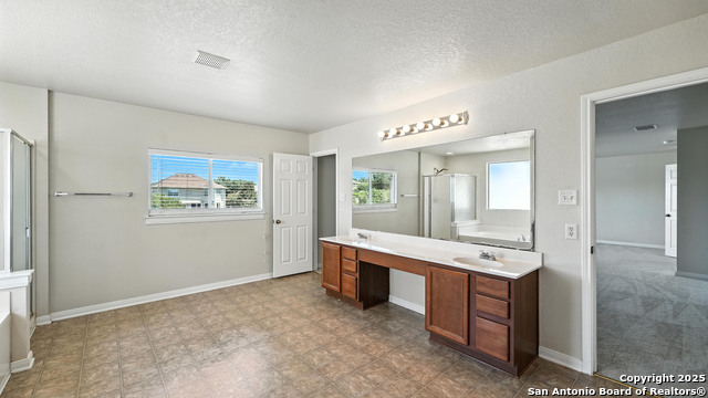 Image 18 of 31 For 4527 Summer Fall