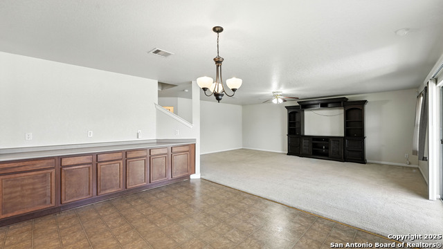 Image 4 of 31 For 4527 Summer Fall