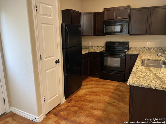 Image 18 of 34 For 6309-6311 Attucks Ln