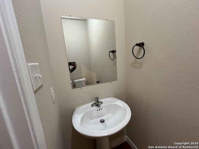 Image 7 of 34 For 6309-6311 Attucks Ln