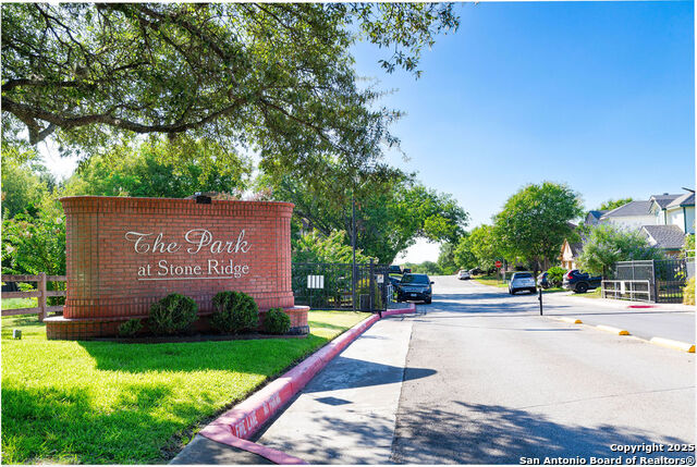 Image 2 of 24 For 3219 Stoney Square