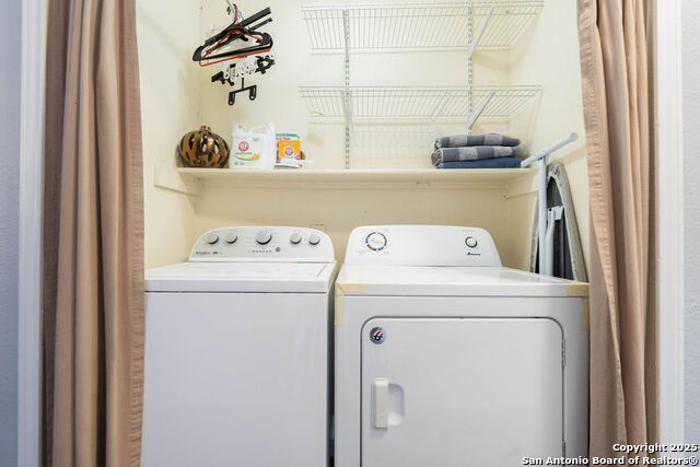 Image 21 of 24 For 3219 Stoney Square