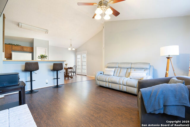 Image 8 of 24 For 3219 Stoney Square