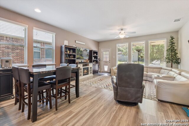 Image 12 of 50 For 7506 Cove Way