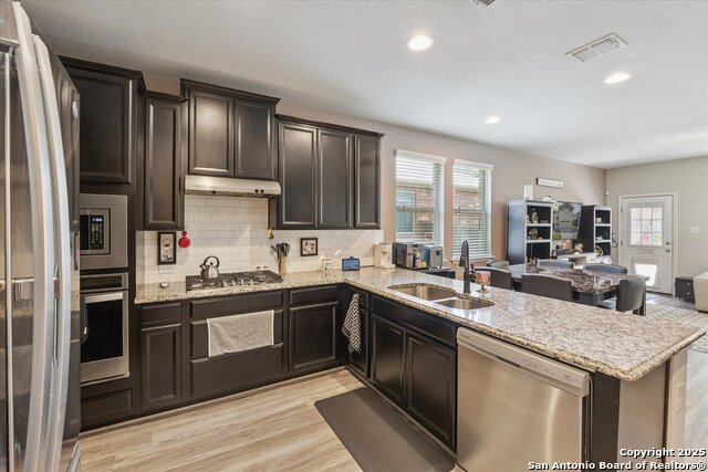 Image 15 of 50 For 7506 Cove Way
