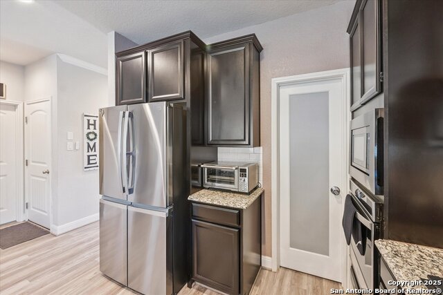 Image 18 of 50 For 7506 Cove Way