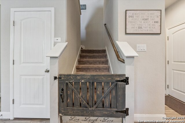 Image 7 of 50 For 7506 Cove Way