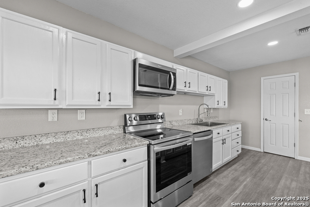 Listing photo id 21 for 3041 Fm 3335