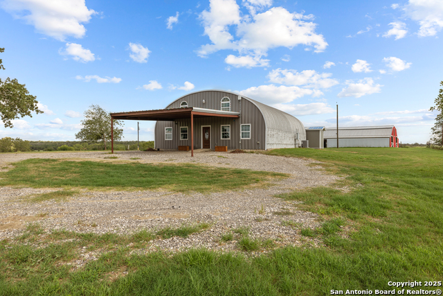 Listing photo id 1 for 3041 Fm 3335