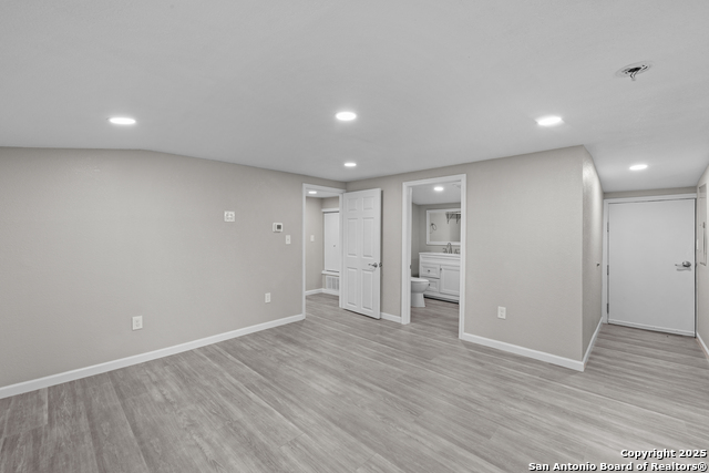 Listing photo id 33 for 3041 Fm 3335