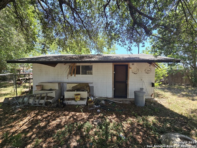 Image 10 of 16 For 119 W Baetz Blvd
