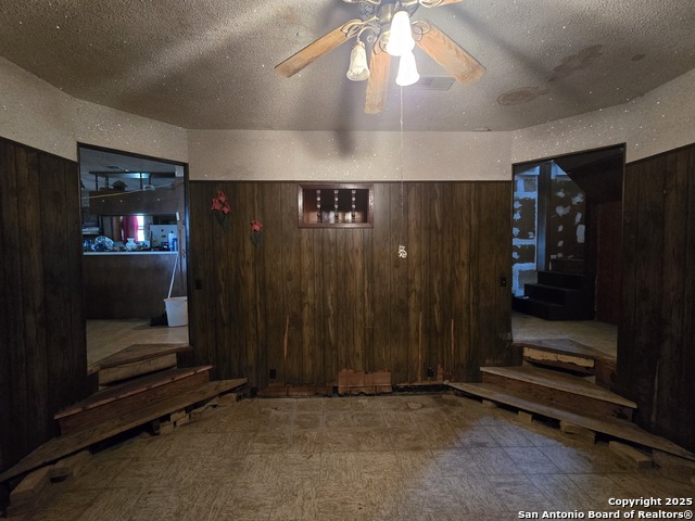 Image 4 of 16 For 119 W Baetz Blvd