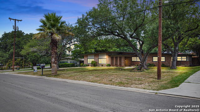 Details for 123 Riviera  , Castle Hills, TX 78213