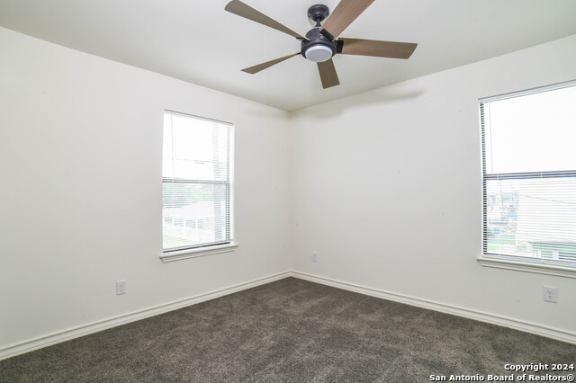 Listing photo id 23 for 827 Florida 101