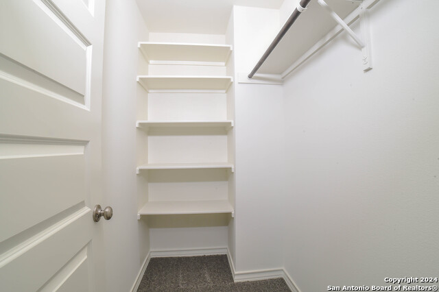 Listing photo id 25 for 827 Florida 101