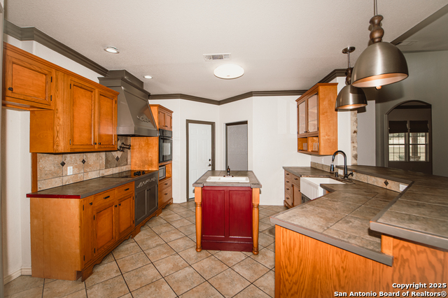 Image 10 of 50 For 1098 Lone Oak