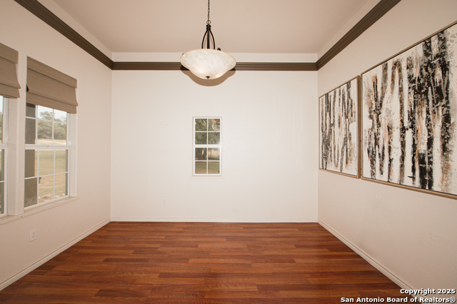 Image 6 of 50 For 1098 Lone Oak